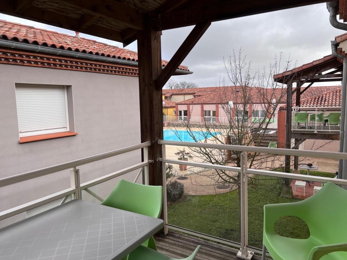 Les Bords De L'Aveyron Aparthotel Negrepelisse Exterior photo